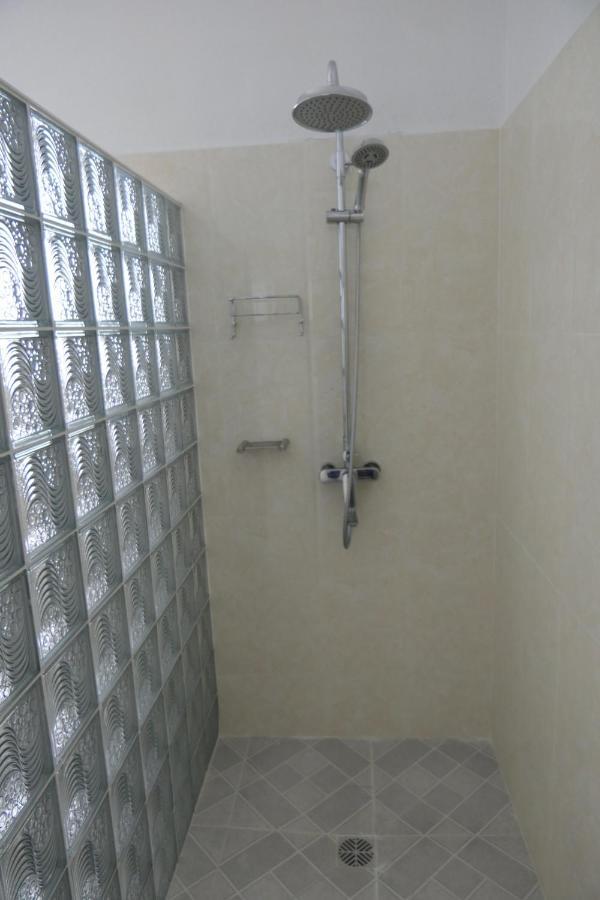 Tropical Garden Self Catering Villa Victoria Luaran gambar